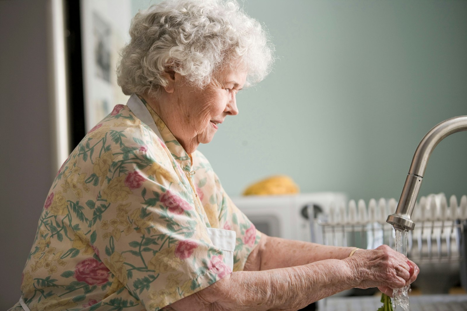 Setting up a subscription gift on a tablet for an older parent